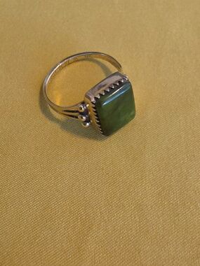 14 CT & Jade Navajo Ring Made By Well-Known Navajo Silversmith Will Denetdale